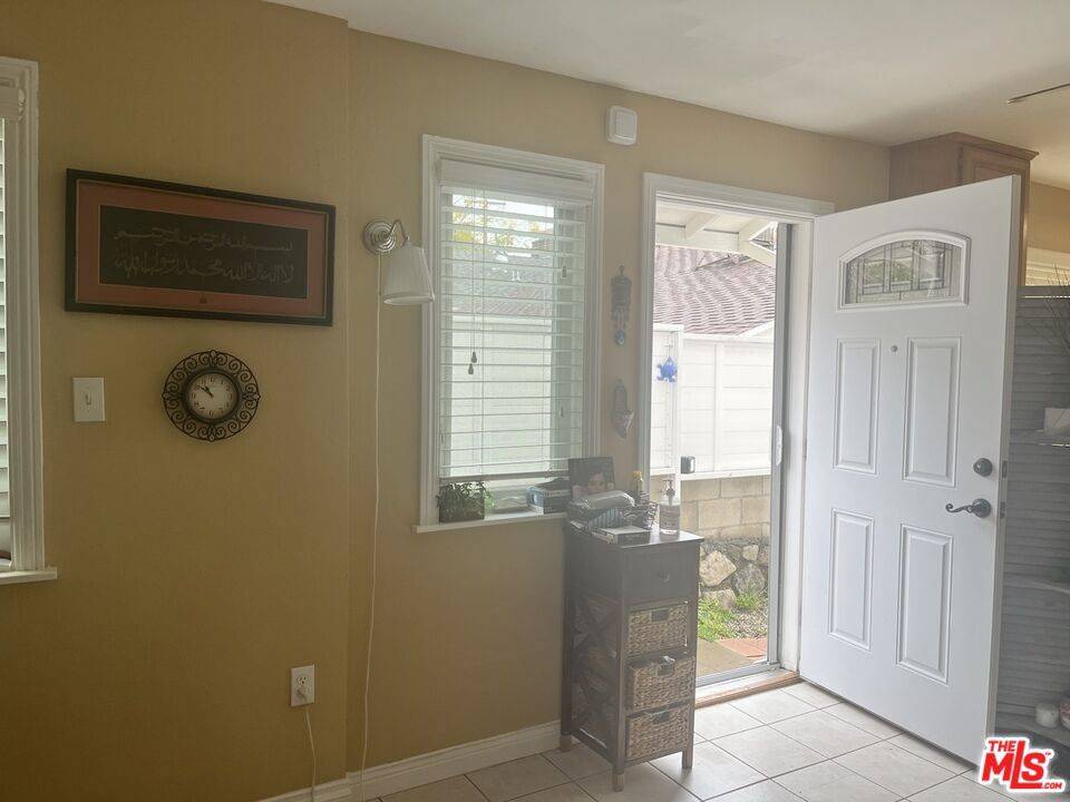 La Crescenta, CA 91214,2763 1/2 Fairmount AVE