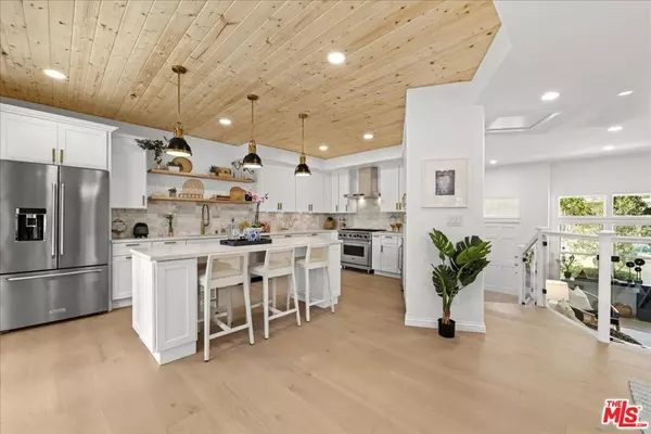 4414 Moorpark WAY #11, Toluca Lake, CA 91602