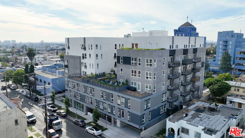 1325 N New Hampshire AVE #713, Los Angeles, CA 90027