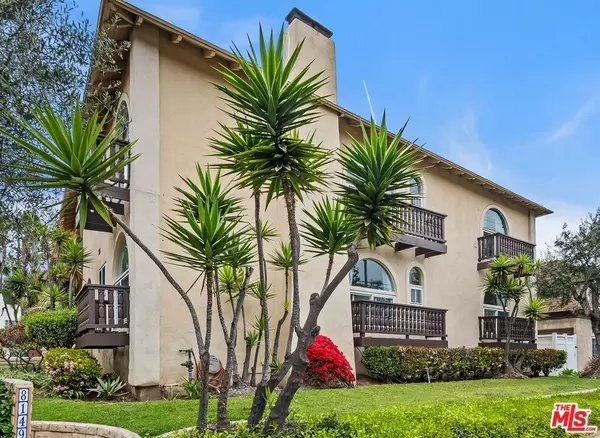 Playa Del Rey, CA 90293,8149 Manitoba ST #1