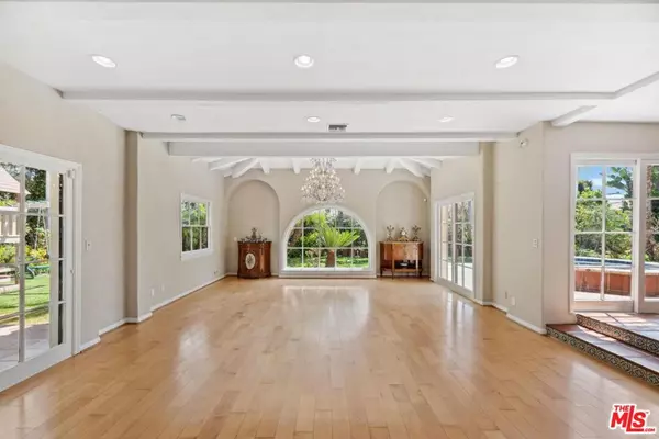 Santa Monica, CA 90402,324 Marguerita AVE