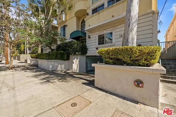 1342 N Sierra Bonita AVE #102, West Hollywood, CA 90046