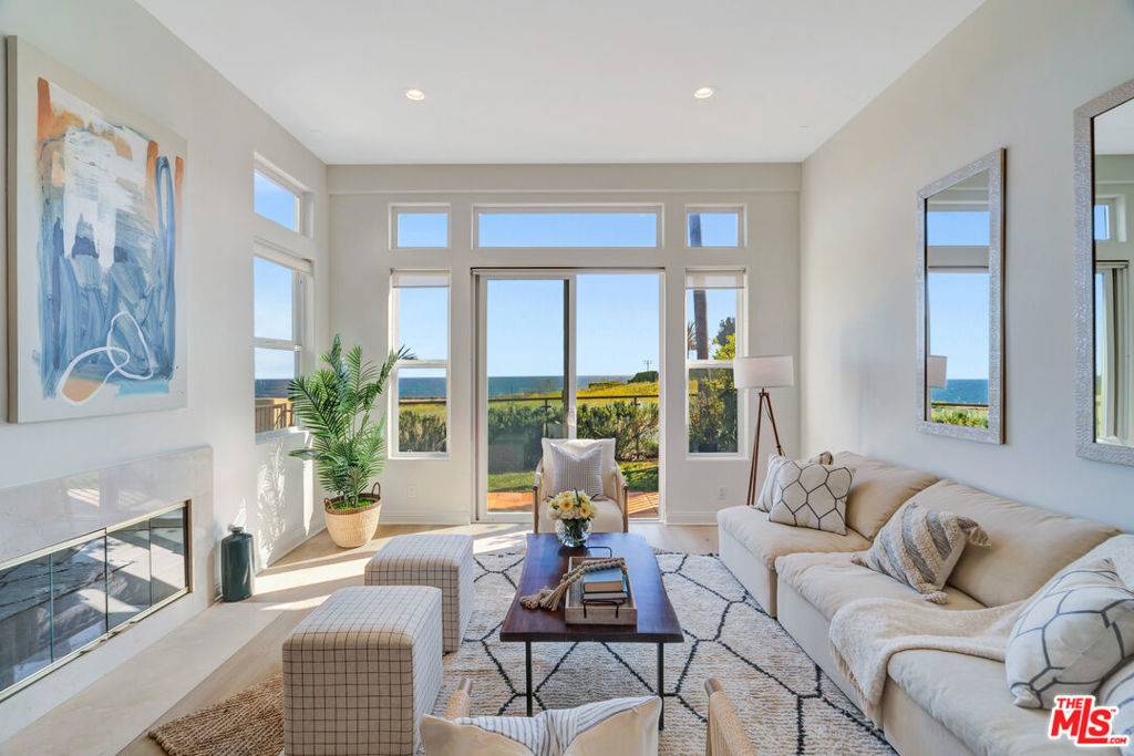 Malibu, CA 90265,6412 Lunita RD