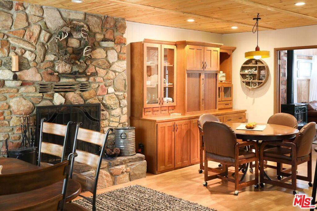 Idyllwild, CA 92549,52521 Pine Ridge RD