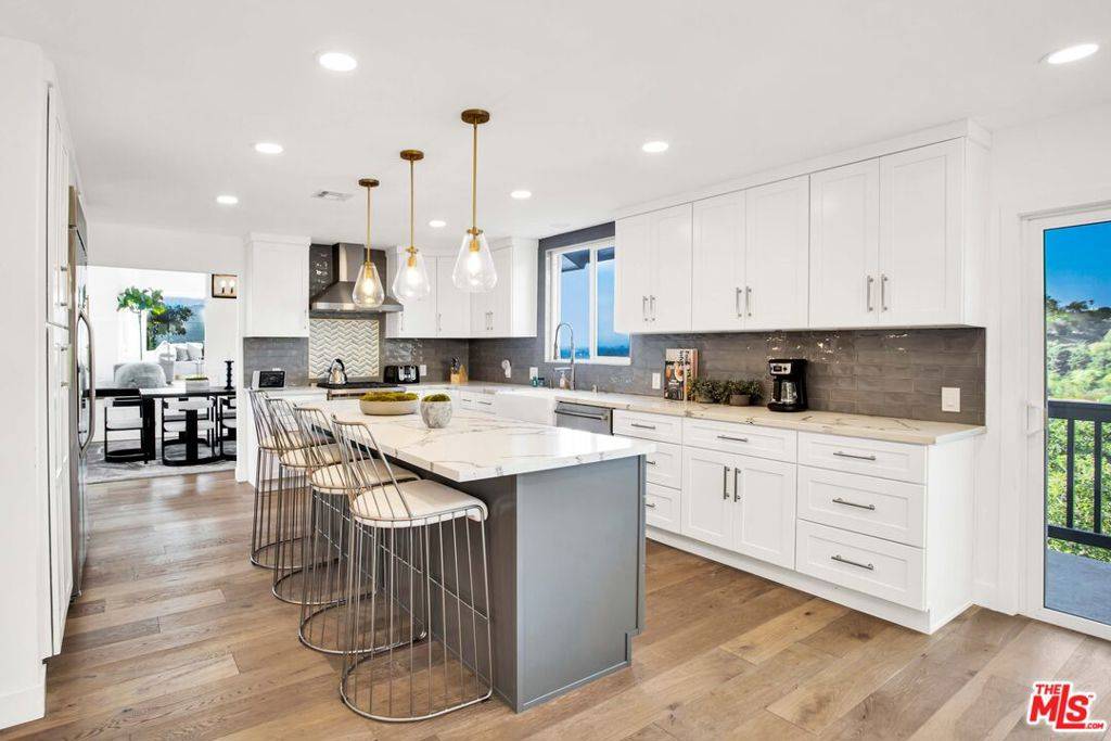 Studio City, CA 91604,11559 Dona Teresa DR