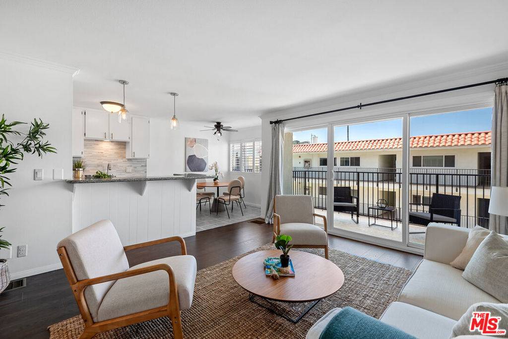 1720 Ardmore AVE #222, Hermosa Beach, CA 90254