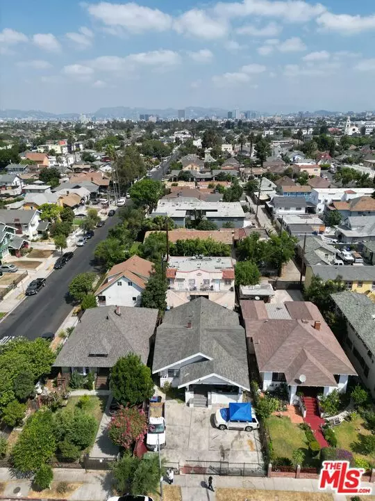 Los Angeles, CA 90007,1435 W 30th ST