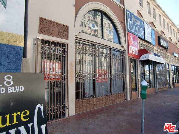 Los Angeles, CA 90027,5216 Hollywood BLVD