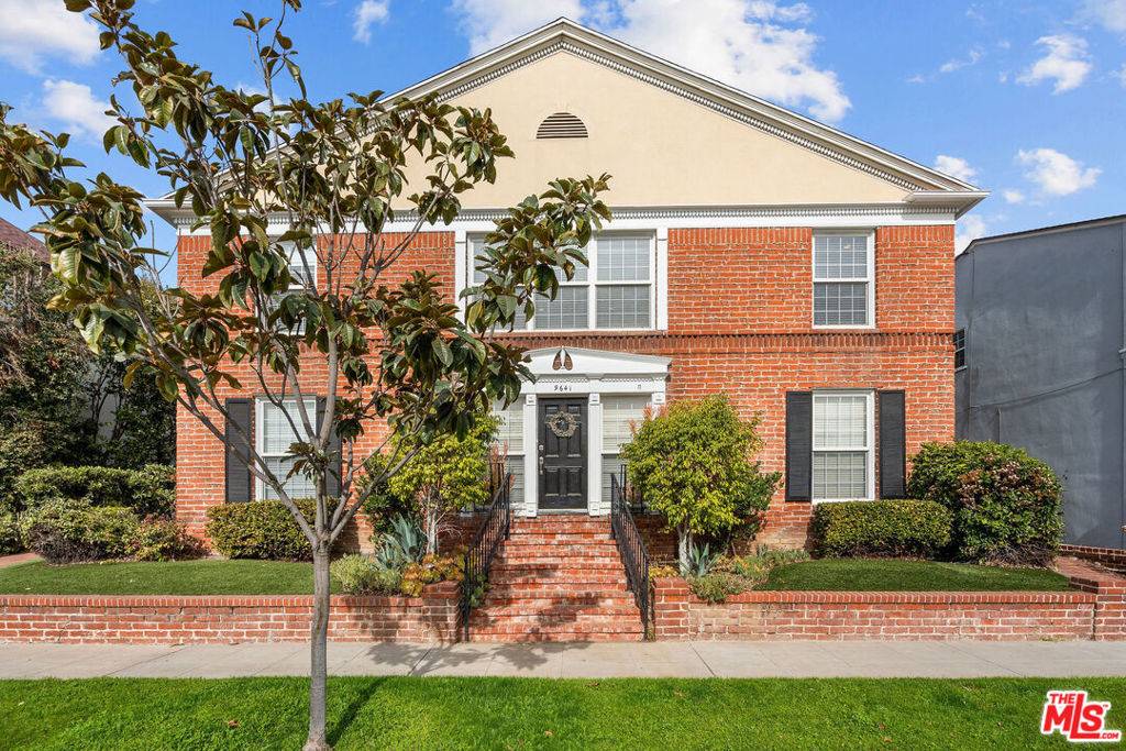 9645 W Olympic BLVD #9645 1/2, Beverly Hills, CA 90212