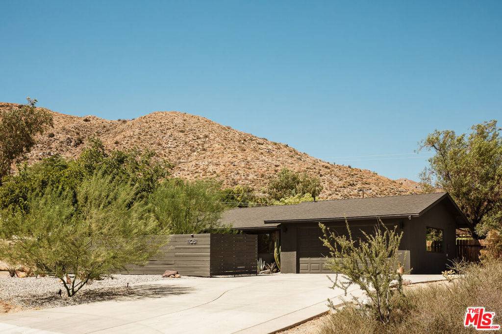 Morongo Valley, CA 92256,11051 Pinon AVE