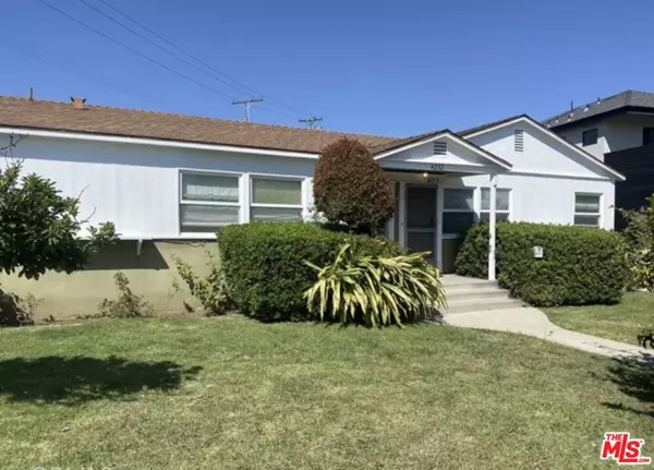 Los Angeles, CA 90066,4228 Campbell DR