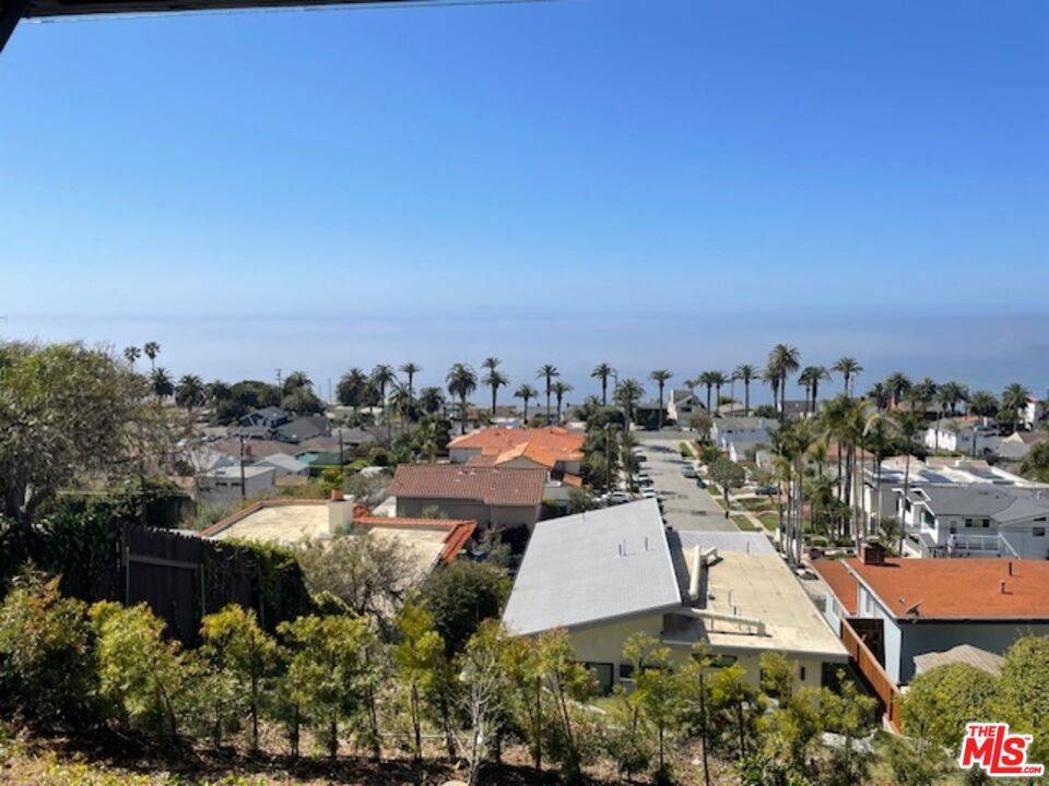 San Pedro, CA 90731,1433 Silvius AVE
