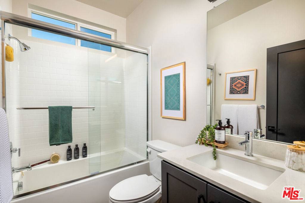 Fontana, CA 92335,13995 Foothill BLVD #2610