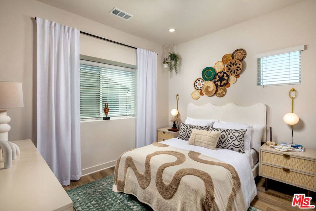 Fontana, CA 92335,13995 Foothill BLVD #2610
