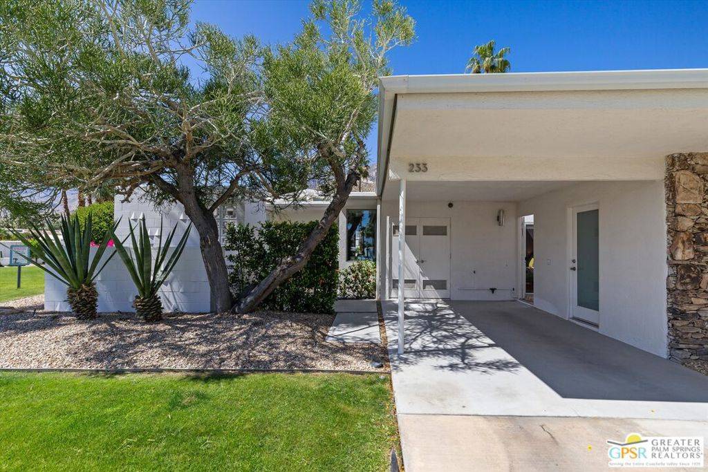 Palm Springs, CA 92264,233 Toro CIR