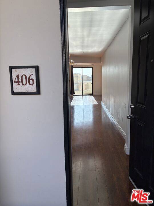 Sherman Oaks, CA 91403,4724 N Kester AVE #406
