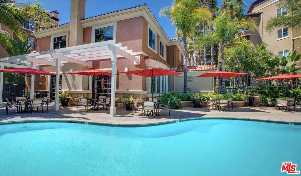 5551 W 6th ST #3-218, Los Angeles, CA 90036