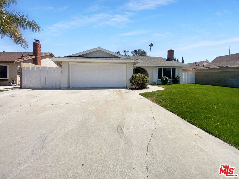 1014 London CIR, Placentia, CA 92870