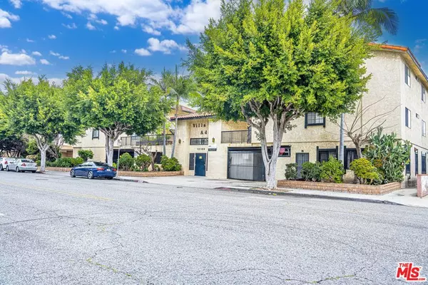 Hawthorne, CA 90250,12100 Birch AVE #3