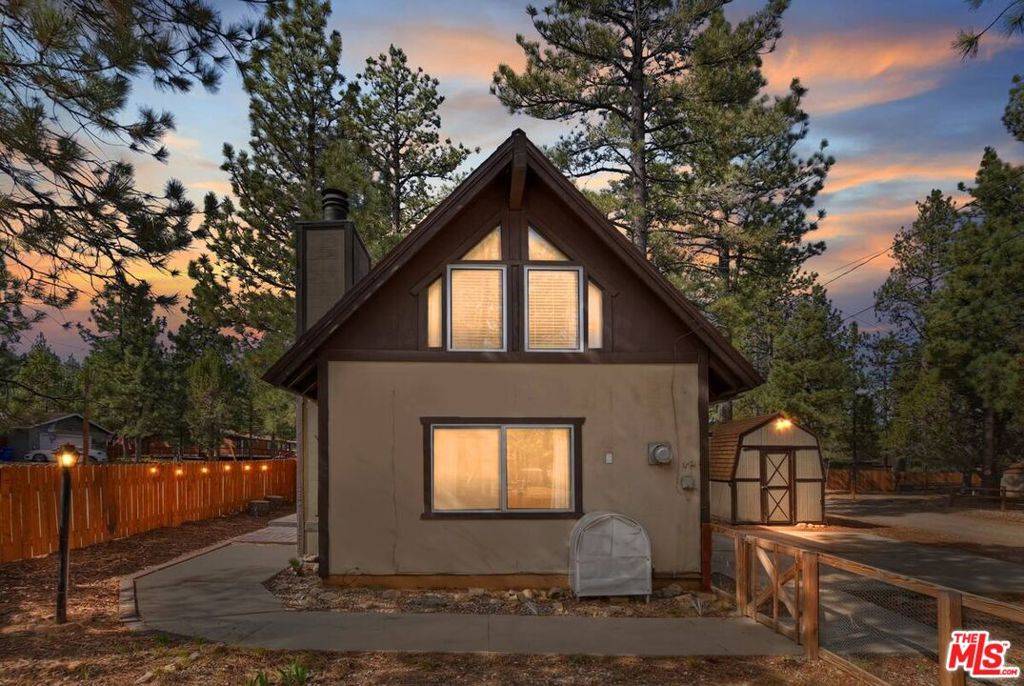 2074 1st LN, Big Bear City, CA 92314