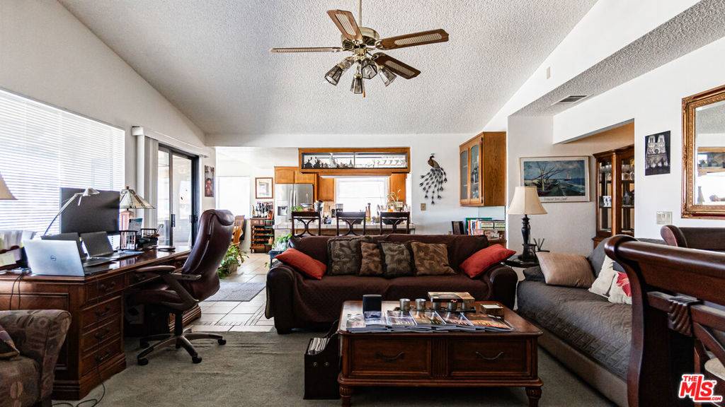 Helendale, CA 92342,14523 Mast LN