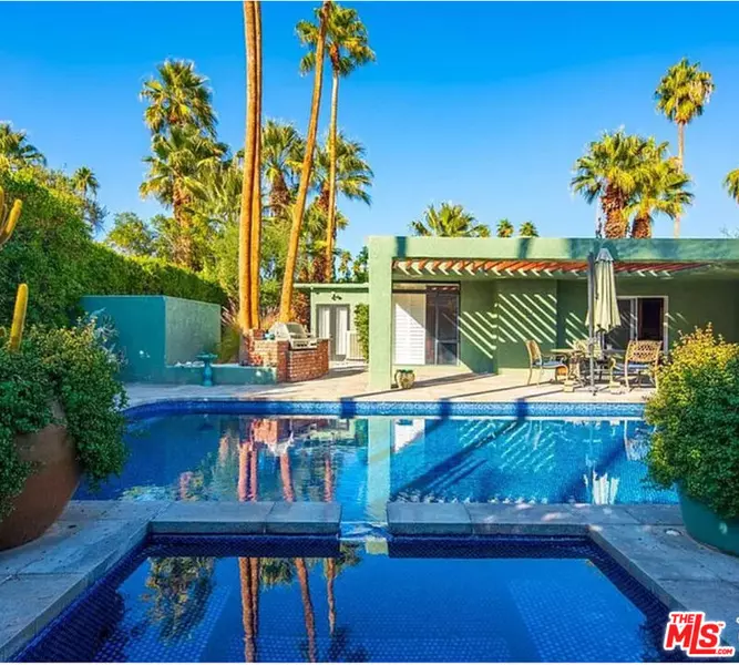 817 N Via Monte VIS, Palm Springs, CA 92262