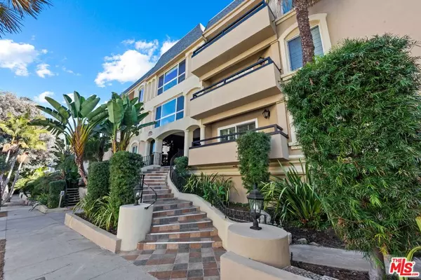Los Angeles, CA 90049,11646 Chenault ST #2