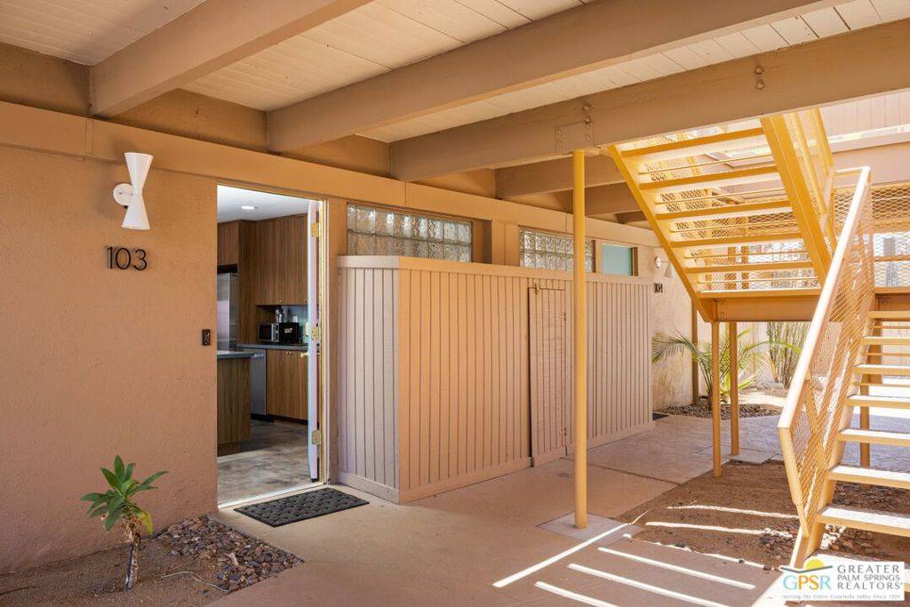 Palm Springs, CA 92264,1111 E Palm Canyon DR #103