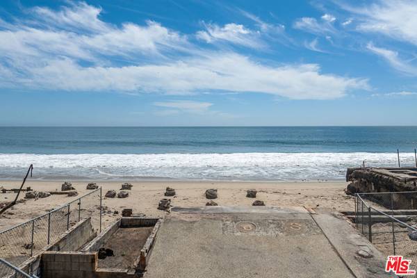 Malibu, CA 90265,21558 Pacific Coast HWY