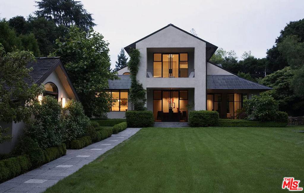 Atherton, CA 94027,74 Atherton AVE