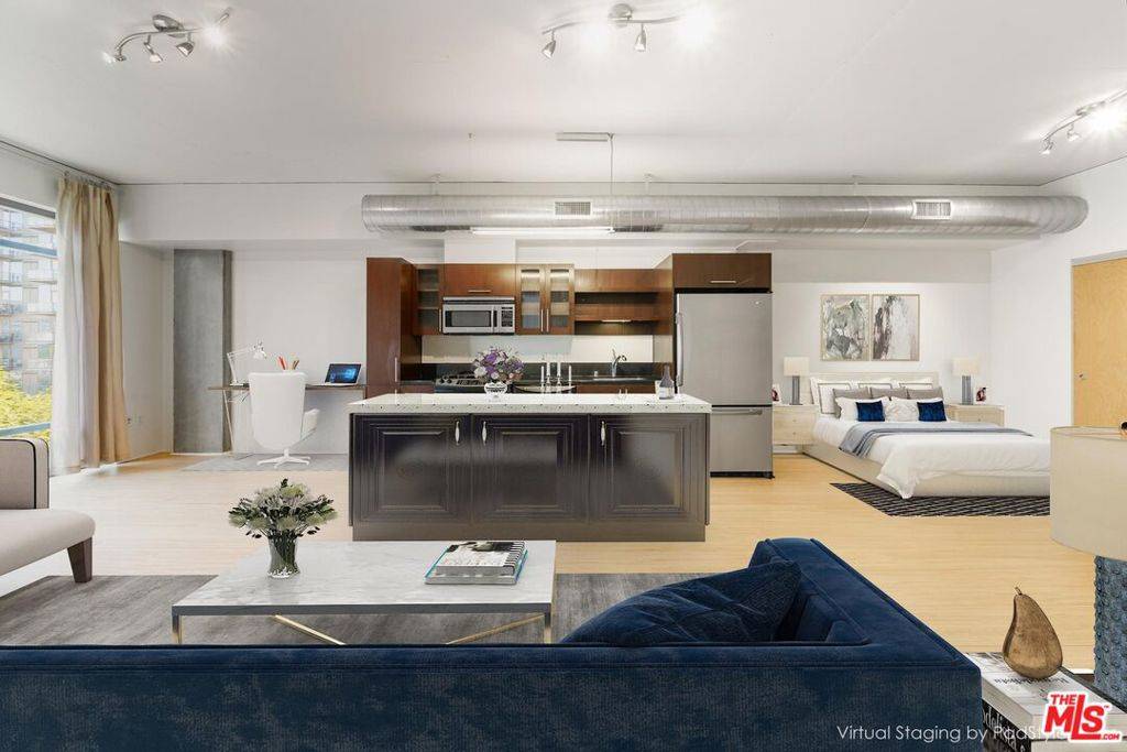 Los Angeles, CA 90015,1111 S Grand AVE #513