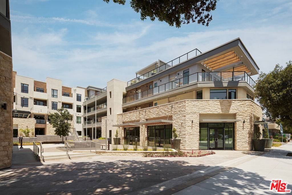 299 E Thousand Oaks BLVD #439, Thousand Oaks, CA 91360