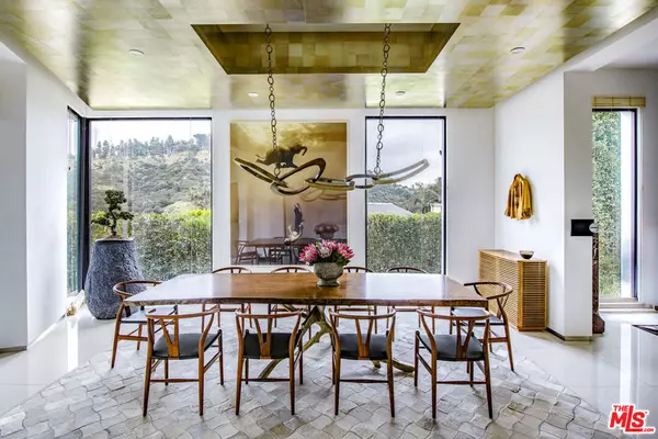 Beverly Hills, CA 90210,9852 San CIR