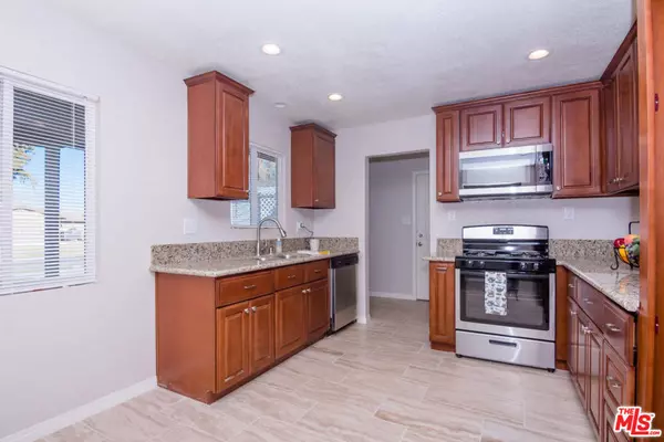 Lancaster, CA 93534,1368 Indian Sage RD