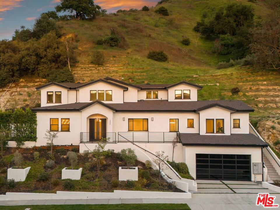 Glendale, CA 91206,350 Mount Carmel Dr