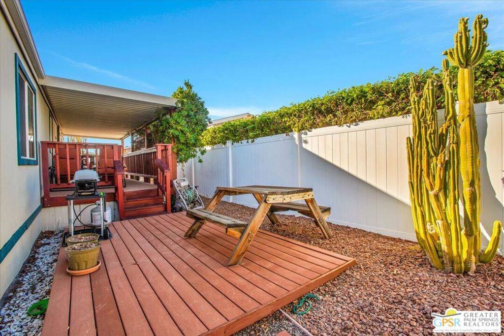 Desert Hot Springs, CA 92240,15300 Palm DR #22