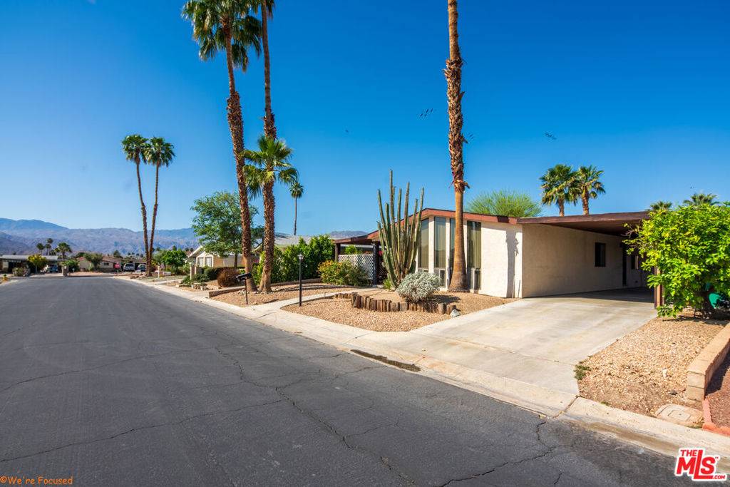 Palm Desert, CA 92260,74671 Azurite CIR #E