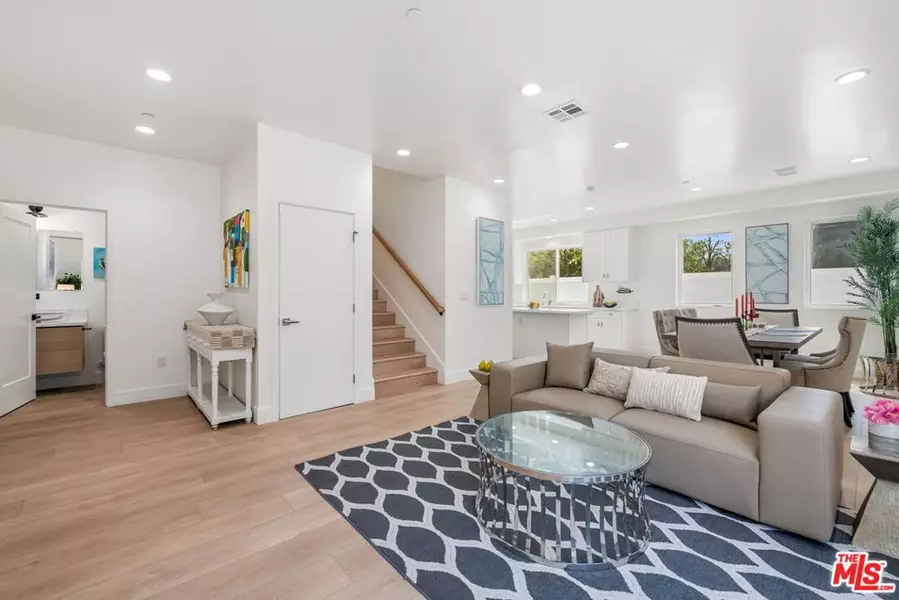 3645 Helms AVE, Culver City, CA 90232