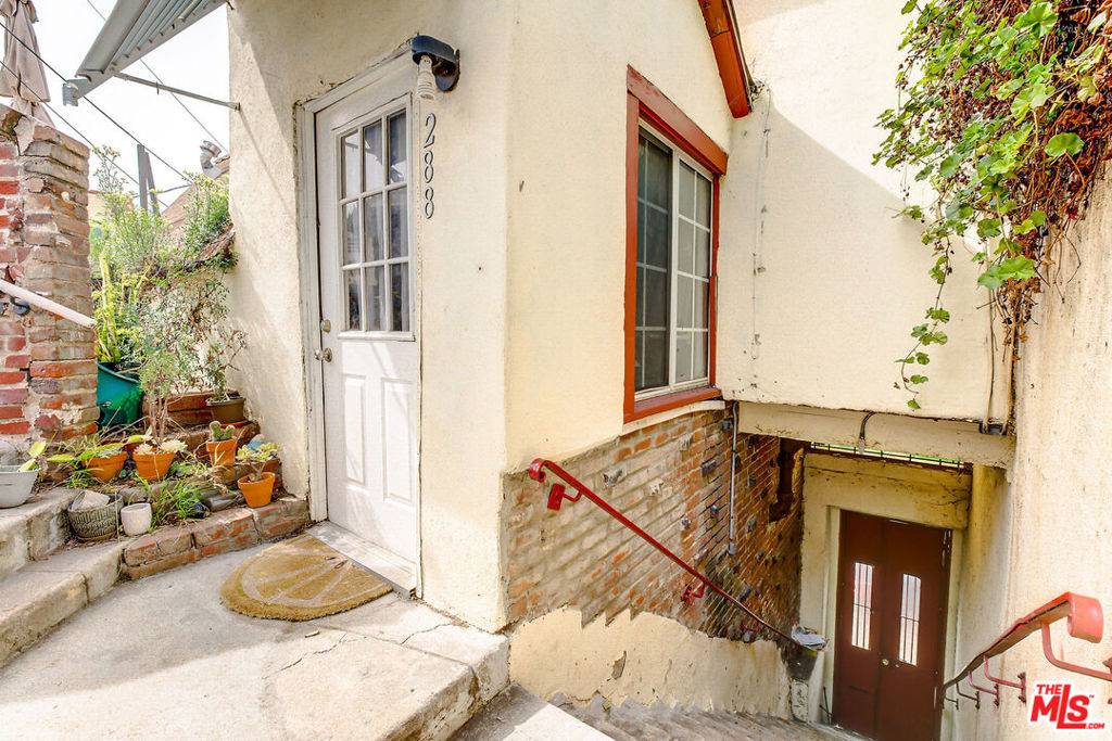 288 1/4 S Coronado ST, Los Angeles, CA 90057