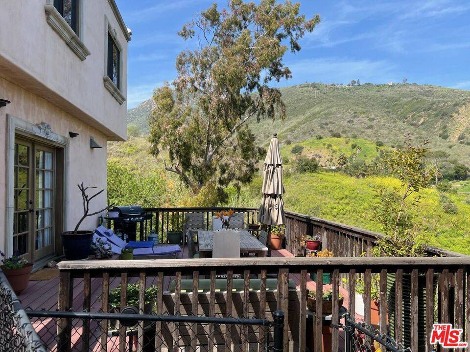 Malibu, CA 90265,28247 Via Acero ST