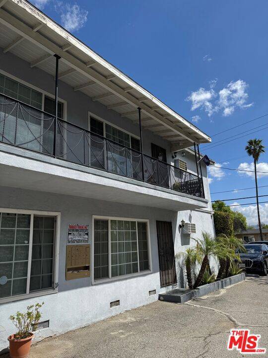 Van Nuys, CA 91401,6711 Fulton AVE