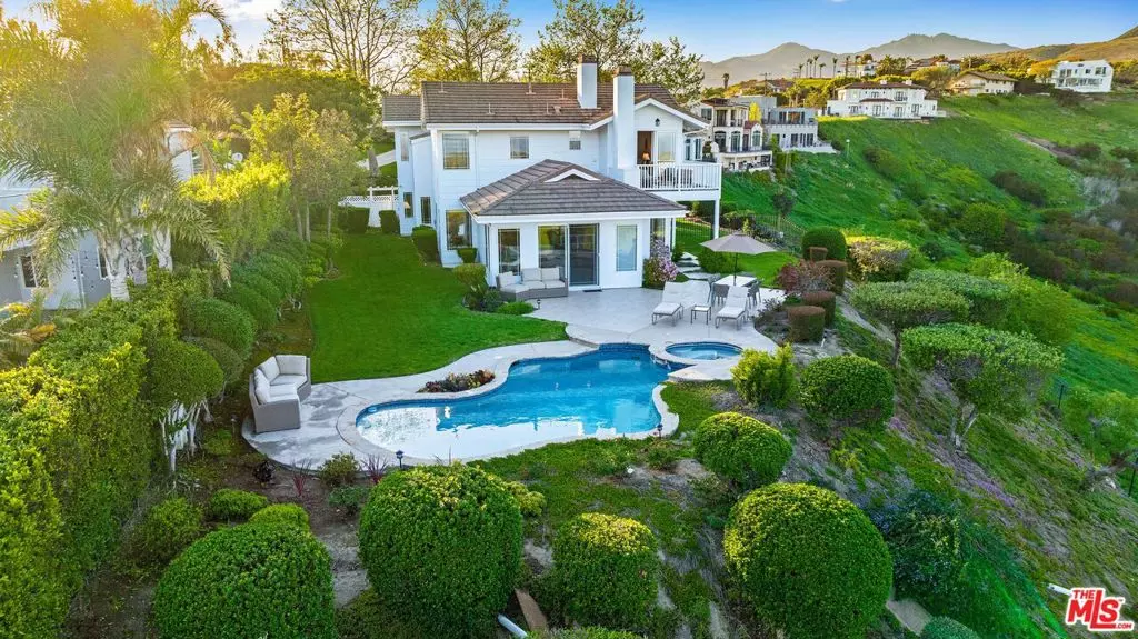 6178 Galahad RD, Malibu, CA 90265