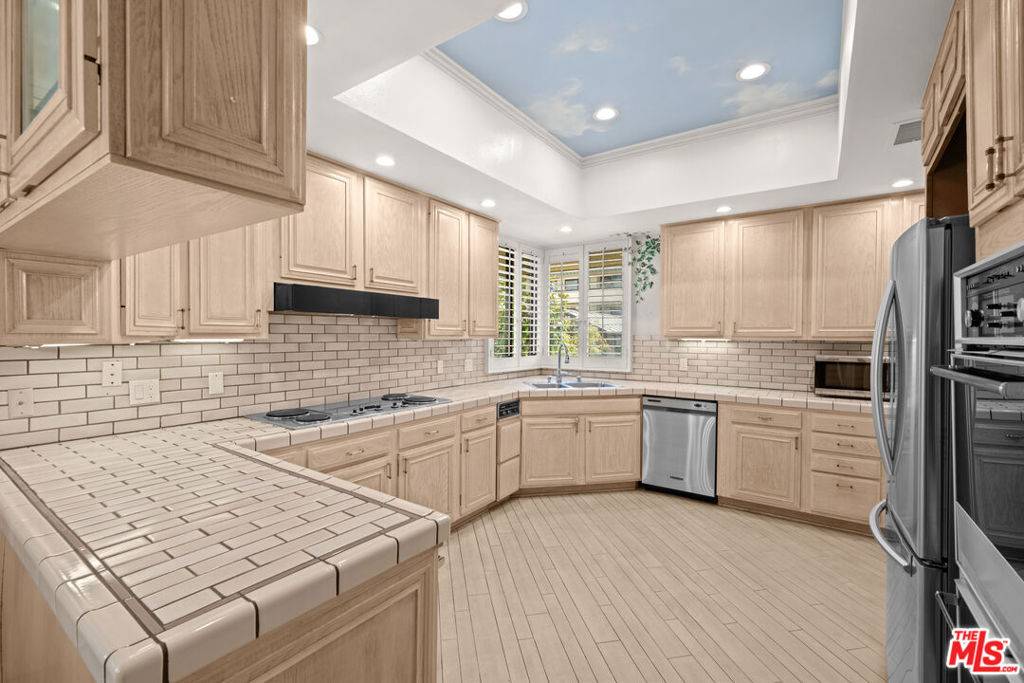 2184 Century, Los Angeles, CA 90067