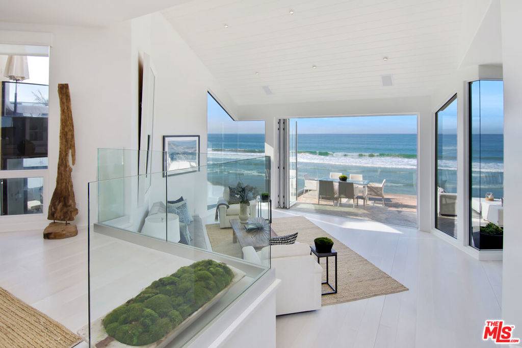Malibu, CA 90265,31454 Broad Beach RD