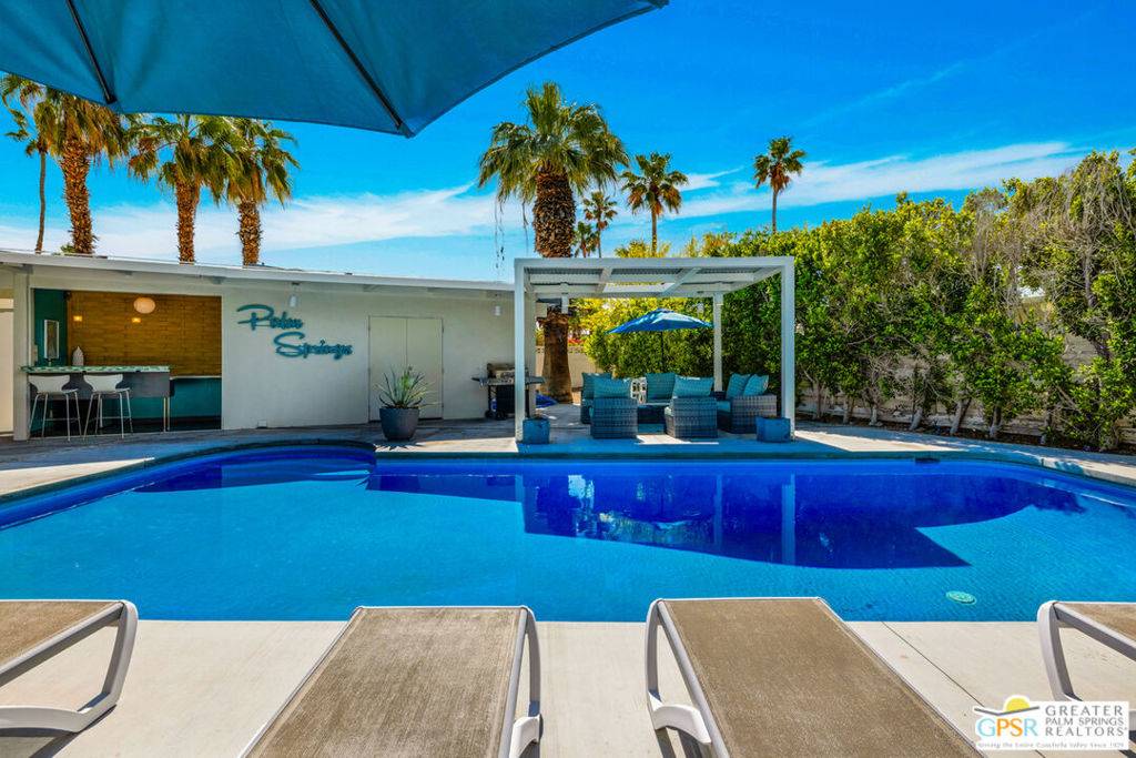 Palm Springs, CA 92262,1841 N Berne DR