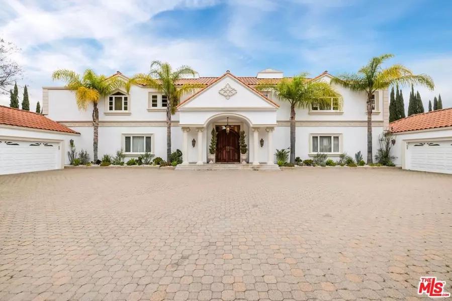 11955 Crest PL, Beverly Hills, CA 90210