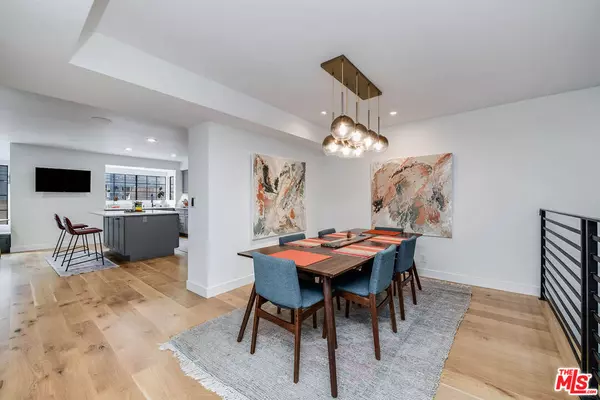5731 Topanga Canyon BLVD #3, Woodland Hills, CA 91367