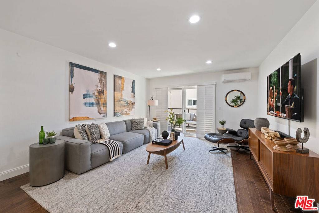9005 Cynthia ST #217, West Hollywood, CA 90069
