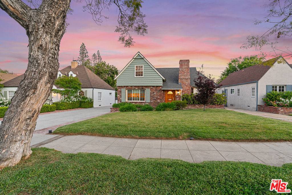 2338 Paloma ST, Pasadena, CA 91104
