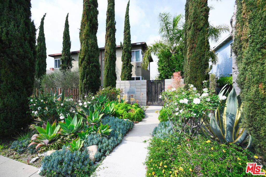 Los Angeles, CA 90016,5533 W Jefferson BLVD #1